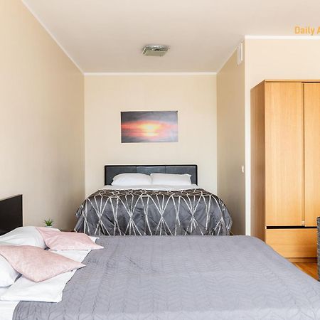 Luxury Suites - Viru Keskus By Rikas Hotels Tallinn Buitenkant foto