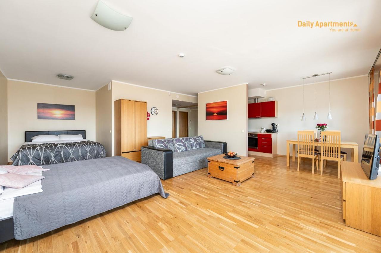 Luxury Suites - Viru Keskus By Rikas Hotels Tallinn Buitenkant foto